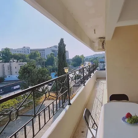 Vista Al Mar Penthouse *